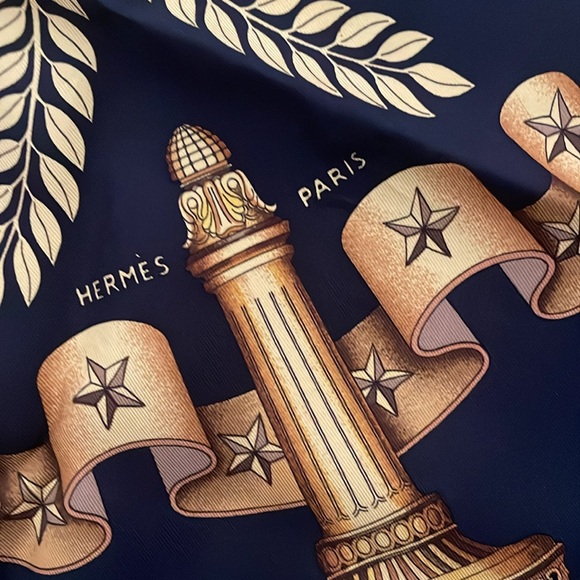 HERMES OF PARIS! Gorgeous Vintage Silk Scarf!! STATUE OF LIBERTY CENTENNIAL 🇺🇸 - Picture 2 of 4